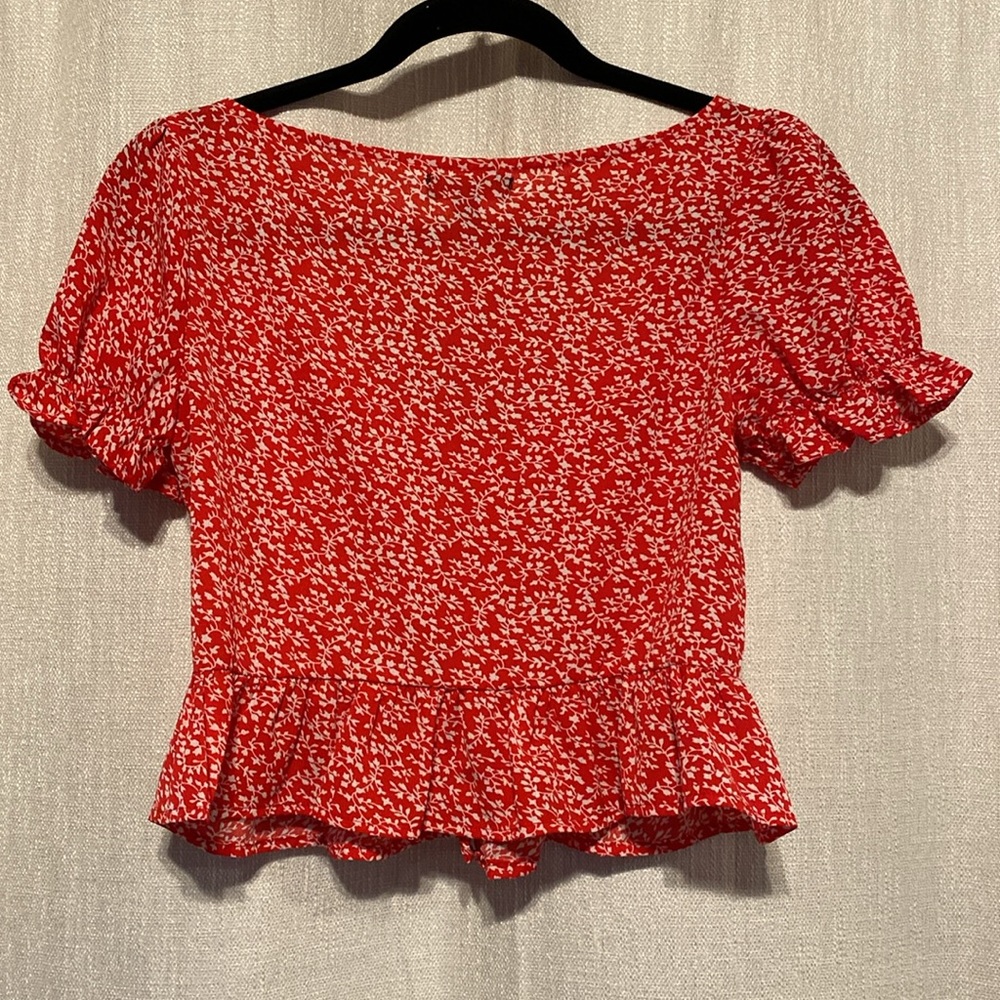 Red top - Picture 3 of 3